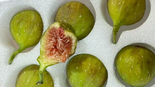 【无花果界的劳斯莱斯】18度果园赤青无花果  终于吃到了传说中的无花果！颗颗流蜜 软糯香甜 真的巨好吃，谁懂这一口的含金量啊！ 商品图2