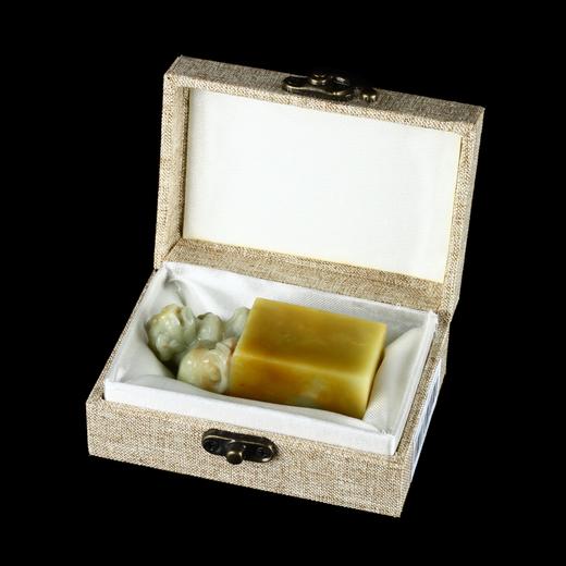 孤品18024青田石菜花黄古兽方章封门青姓名章收藏章3.0*3.0*7.4cm 商品图5