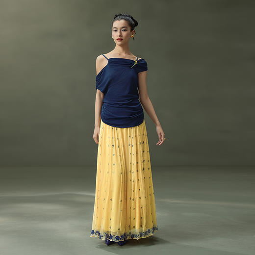 【林栖设计小店】松黄漫庭|桑蚕丝多色宽松垂感百搭2026夏新款印花半身裙 商品图1