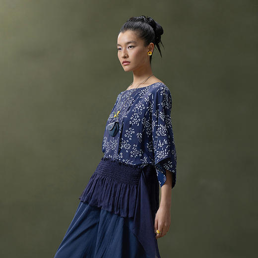 【林栖设计小店】蓝印雅意|梅兰竹菊复古优雅飞片拼接2026夏新款衬衫上衣 商品图7