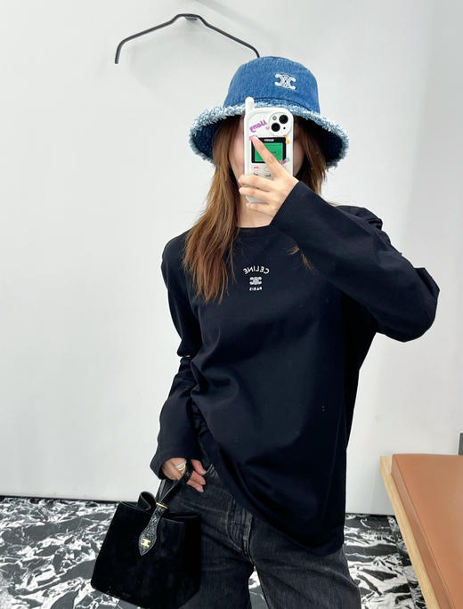 赛琳 2026春夏刚需神款✨ 简约刺绣长袖打底衫（MM） 商品图2