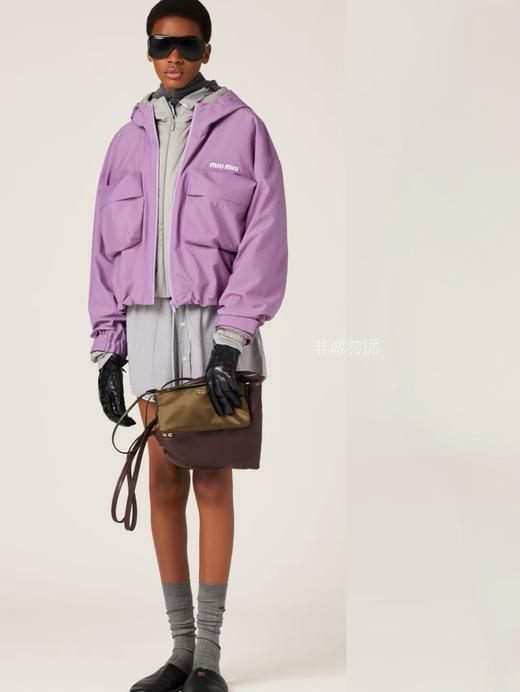 时髦精MiuMiu专柜同步功能型冲锋衣夹克 商品图7