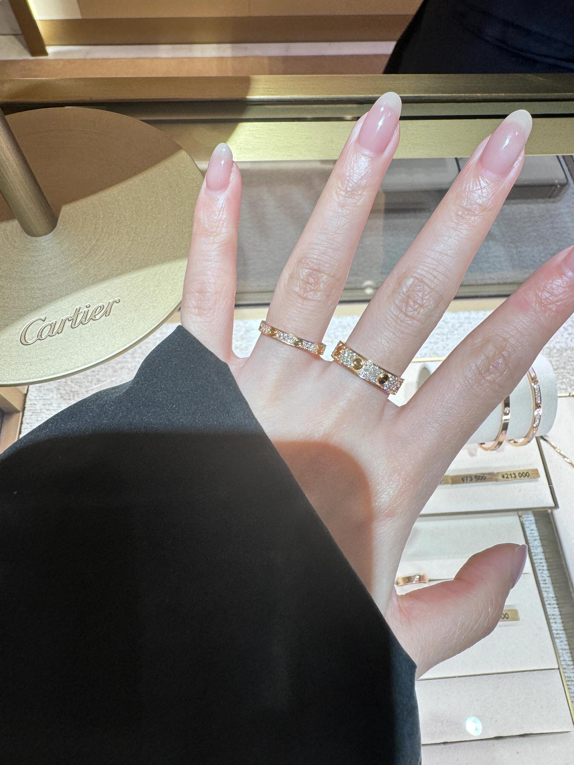 V金版【Z品定制级 1:1钢印 】卡地亚 Cartier love满天星戒指 任何女生都无法抗拒这种blingbling的感觉 超经典的一款 每个小仙女珠宝盒里都必备的一只满天星