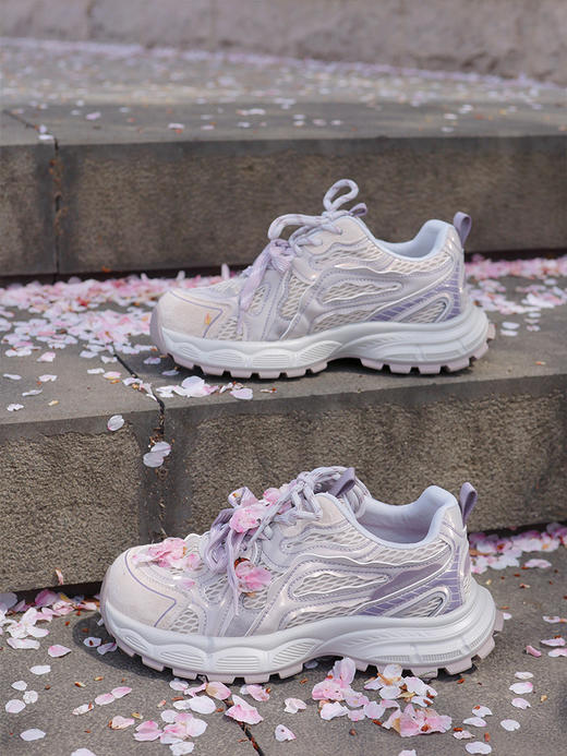 【防滑透气  轻便舒适  厚底老爹鞋】72小时内发货 版型秀气显脚小  贴合脚型走路不累 商品图9