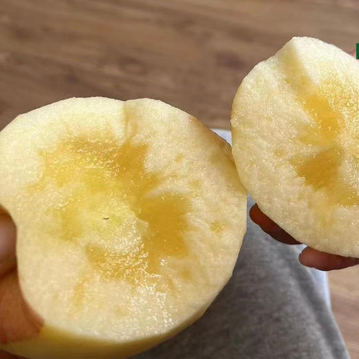 【脆嫩爽口】洛川丑苹果 4.5斤大果彩箱装 商品图2