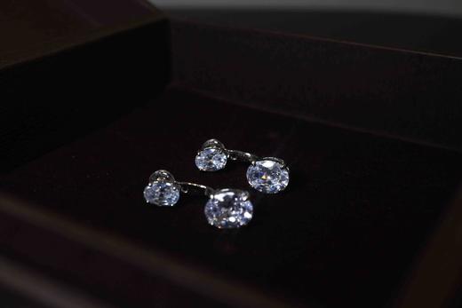 加州小众牌原单LH真钻耳钉 商品图11