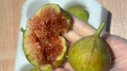 【无花果界的劳斯莱斯】18度果园赤青无花果  终于吃到了传说中的无花果！颗颗流蜜 软糯香甜 真的巨好吃，谁懂这一口的含金量啊！ 商品图4