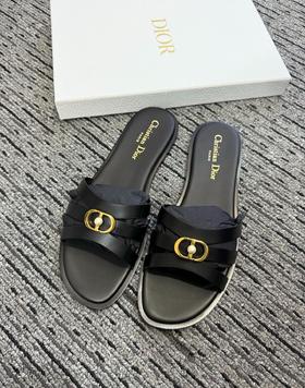 女款珍珠logo拖鞋he010