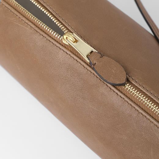 ROMI STUDIO 首饰袋 水染头层羊皮质感圆筒包单肩包RWDLP32118 商品图3