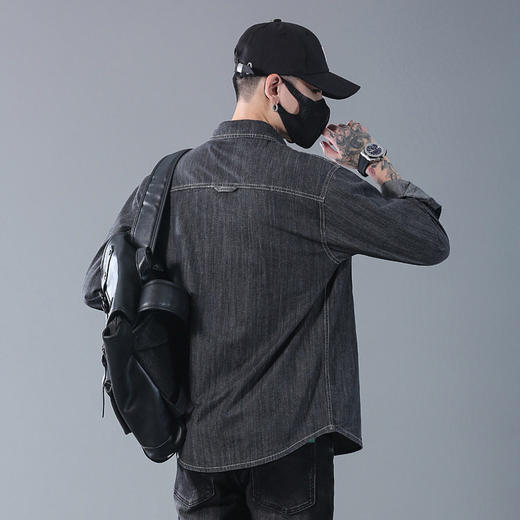 【DYG】大依优型大码男装潮牌牛仔衬衫纯色翻领休闲牛仔衬衫棉质外套 商品图3