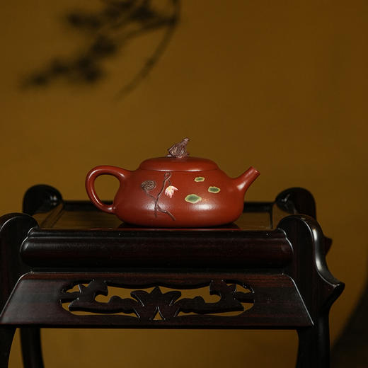 龙德堂陶艺 汤宣武制《荷塘春秋》原矿大红袍 140cc 库存请咨询客服 商品图1