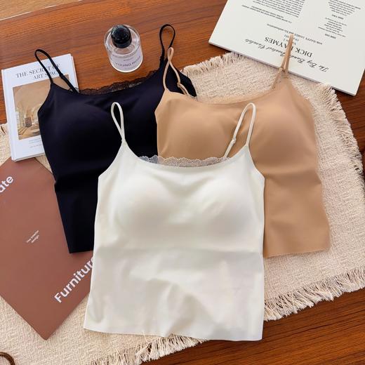 【预售7天】无痕百搭“果冻背心” 蕾丝边小吊带 内搭外穿自带Bra 完美上托 轻薄无痕裸感舒适修身显瘦美肩薄背 商品图0