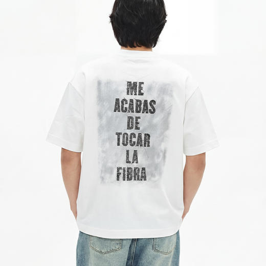 DRONKOO 圆领前DNRSH金属标后幅多排字母微阔短袖T恤 商品图3