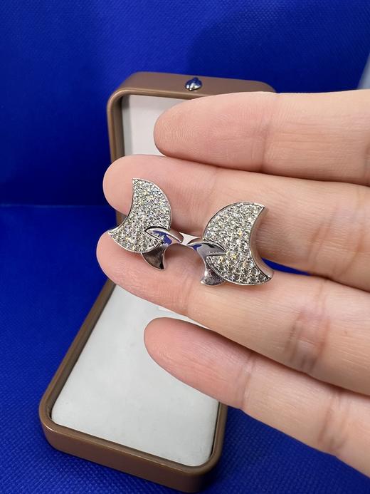 【日本溯源之旅】月伴 18k金钻石耳夹 设计师独家款 南非白钻璀璨耀目 钻石 1.0ct  上耳修饰感极强 经典弹力夹 8.1g （展会产品拍下后不支持7天无理由退换货） 商品图1