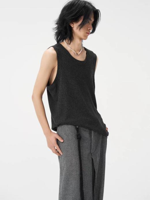 共和GongheRepub/GH24057/「朔」斜裁坑条肌理感 花纱无袖透气垂坠坎肩背心 商品图2