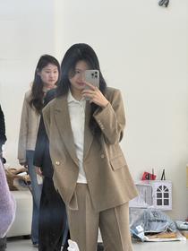 法小曼*子珍韩系少女卡其色西装套装女直筒型2026新款大女主气场西服