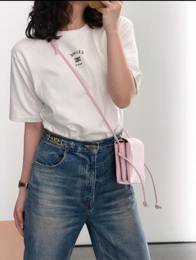 赛琳 2026春夏最新款💫💫 经典刺绣T恤（MM）