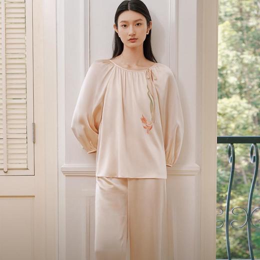 真丝定位印百合初绽衣裤套 商品图2