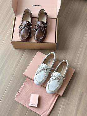 缪缪 擦色乐福鞋