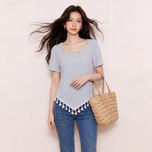 奢姿大码女装2026夏季时尚肌理方领针织衫胖妹妹不规则流苏上衣9962136052 商品图4