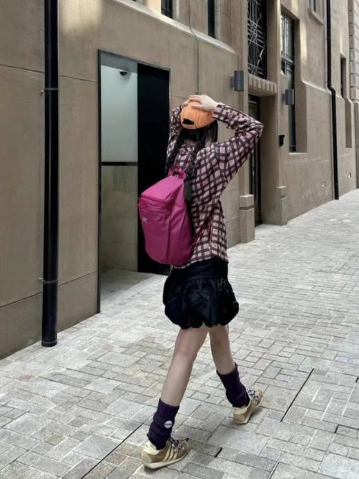 一店k （贸易单回流！仅售72小时！）多巴胺户外必备新配色来啦！ins博主都爱的双肩包！茑家 Heliad 15L 轻量防泼水 户外登山背包 商品图3