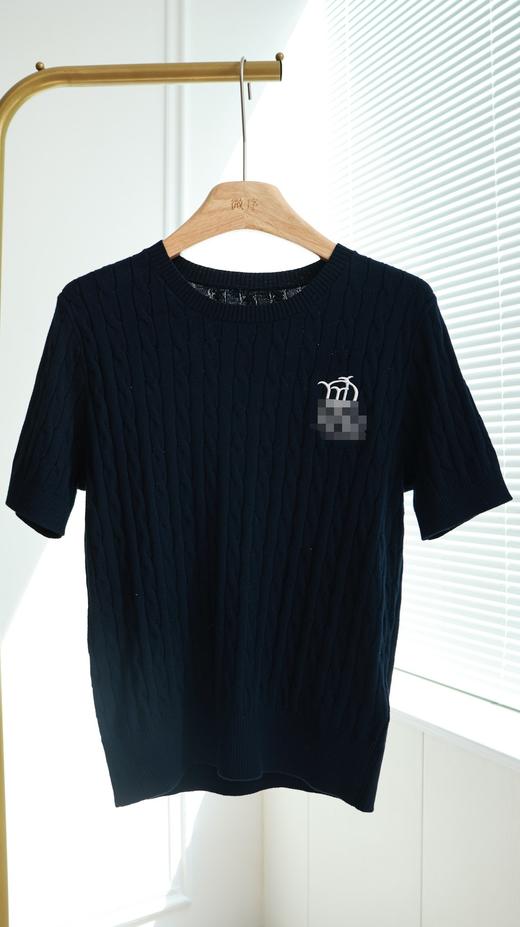 时髦经典麻花编结字母短袖 商品图1