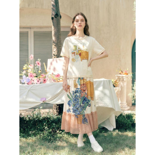 两三事梵高文艺闲庭画叙2026夏季新款复古印花绣线装饰短袖t恤女 商品图2