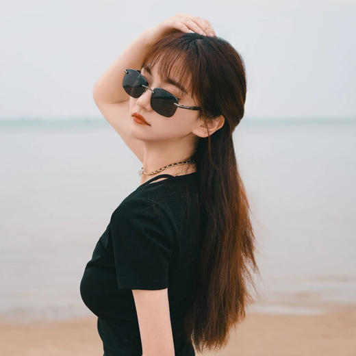 【UV400防紫外线❗️轻奢无框太阳镜】高清透亮偏光镜片，阻隔眩光，轻量无框设计，显脸小，开车通勤出游全适配，遮阳太阳镜墨镜钓鱼镜复古眼镜无框L 商品图2