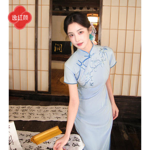 逸红颜《挽桐》26夏新款手工钉珠蝶栖百合刺绣江南婉约文艺旗袍女 商品图3