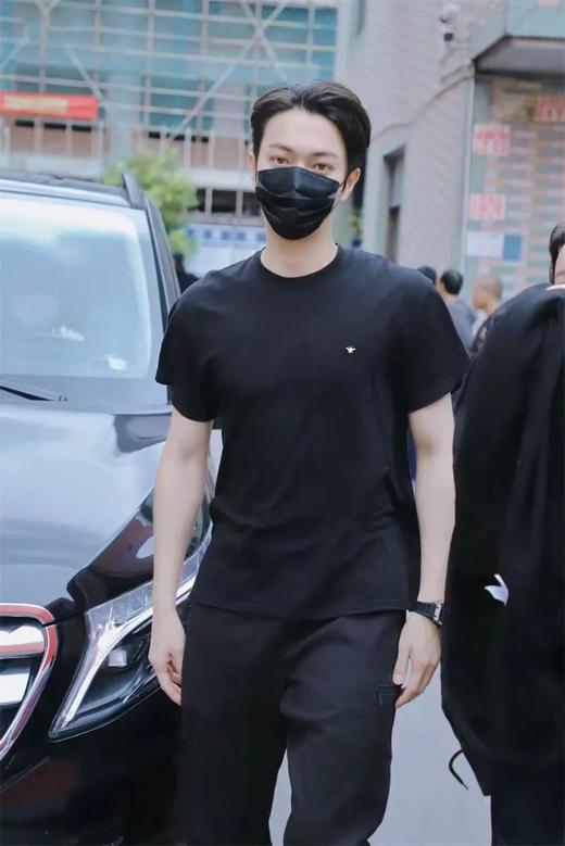 原单高端男女同款新型羽毛蛋白纤维蜜蜂刺绣T恤 商品图6