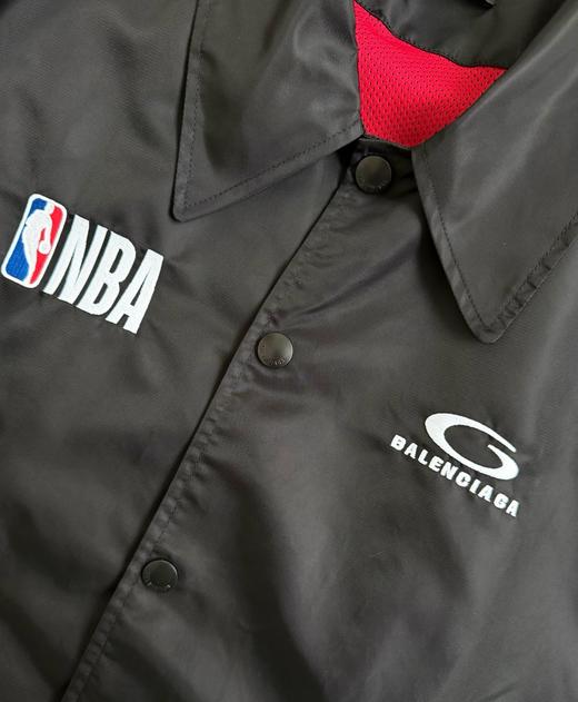 巴黎世家 BALENCIAGA | NBA 26SS 联名教练夹克 商品图7
