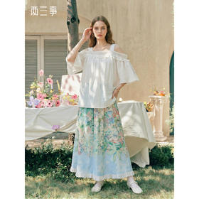 两三事澄空回响2026夏季新款度假风流苏露肩上衣印花半裙两件套女
