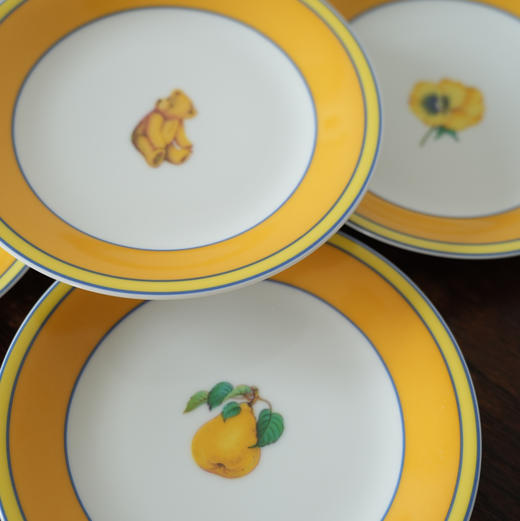 日本Narumi甜品盘 黄色熊/花 商品图1