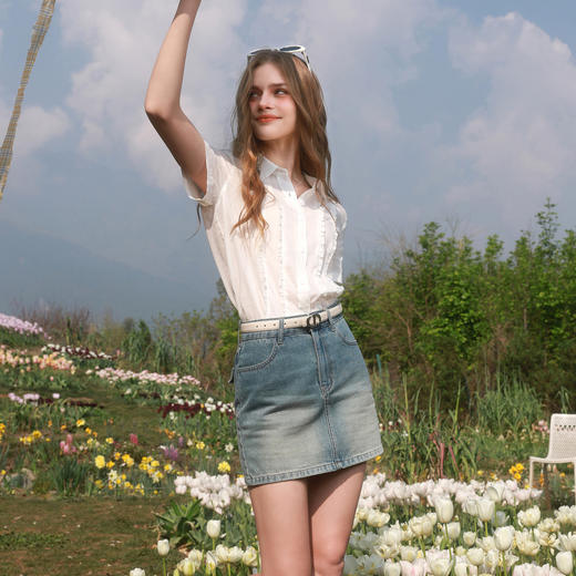 【莱赛尔】三彩2026夏季新款休闲白衬衫木耳边翻领衬衣M 商品图3