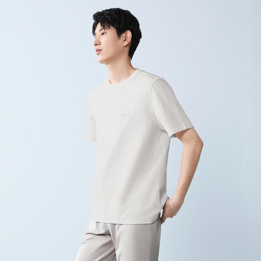 【提花T恤】柒牌男装2026夏季新品圆领字母新疆棉柔软舒适短袖T恤 130T72270 商品图1