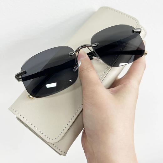 【UV400防紫外线❗️轻奢无框太阳镜】高清透亮偏光镜片，阻隔眩光，轻量无框设计，显脸小，开车通勤出游全适配，遮阳太阳镜墨镜钓鱼镜复古眼镜无框L 商品图3