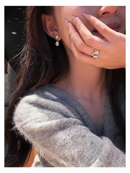 加州小众牌原单LH真钻耳钉 商品图5