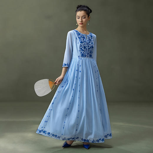 【林栖设计小店】明月花|远空蓝绒绣肌理复古2026夏新款婴儿棉连衣裙子 商品图4