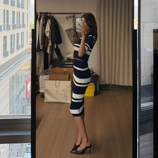 ROMI STUDIO高质感航海风撞色条纹镂空网眼针织中袖 RWDSST2531 商品图2