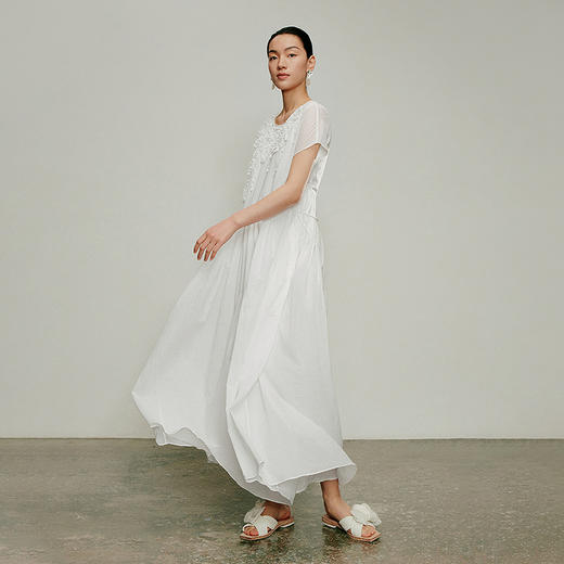 【林栖设计小店】手工系带|温柔花边百搭多色婴儿棉2026夏新款绣花连衣裙 商品图12