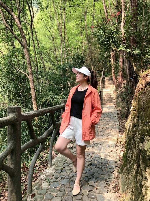 【群内福利】【暴汗服】腰间抽绳，可以自由收腰修饰~比例宽松的版型，很适合贵妃体型的姐妹穿 商品图2