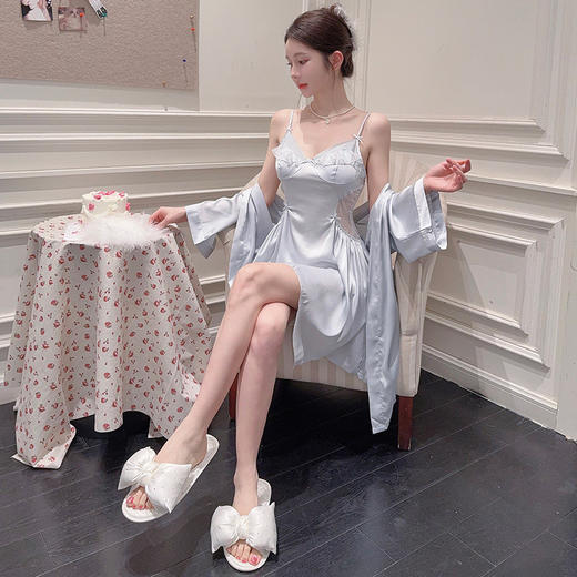 【纯欲性感！冰丝面料】性感睡衣女v字领带胸垫两件套睡衣 网红吊带露背睡裙睡袍家居服。xb 商品图0