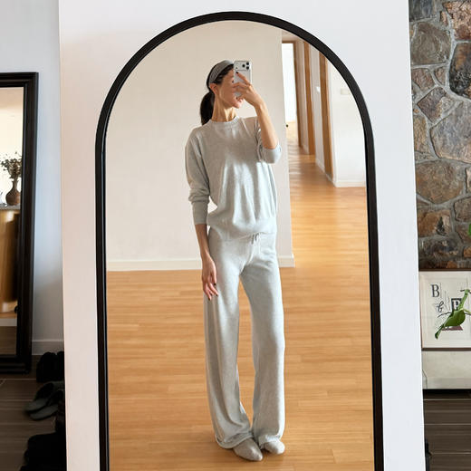 ROMI STUDIO“格雷系列”羊绒混纺糯滑落肩宽松套头毛织 RWDSSD1836 商品图1