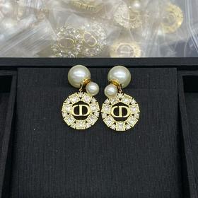 迪奥  Tribales 系列 圆形镶钻双珍珠耳钉 （XK）