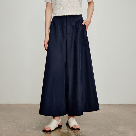 【林栖设计小店】闲步生风|藏蓝色优雅百搭配围腰屁帘2026夏新款阔腿裤子 商品图1