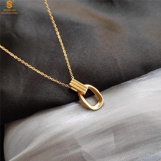 【香港周六福黄金钻石首饰】K金环环相扣吊坠 赠：K金项链 商品图2