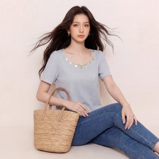 奢姿大码女装2026夏季时尚肌理方领针织衫胖妹妹不规则流苏上衣9962136052 商品图2