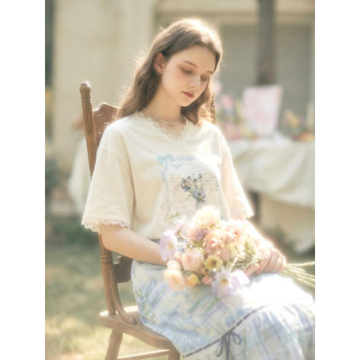 两三事梵高文艺浅昼微澜2026夏季新款小清新印花蕾丝拼接棉t恤女 商品图2