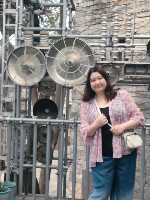 【群内福利】碎花上衣~明媚印象， 朵朵精巧的蓝梅小碎花 挨挨挤挤，盛放成海，释放馥郁迷人的夏日香气 商品图6