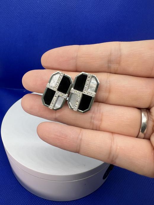 【日本溯源之旅】白昼 Pt900钻石耳夹 黑玛瑙拼接灰贝母 经典钻石方格 简约大牌感  钻石0.27ct. 弹力双夹 10g（展会产品拍下后不支持7天无理由退换货） 商品图0